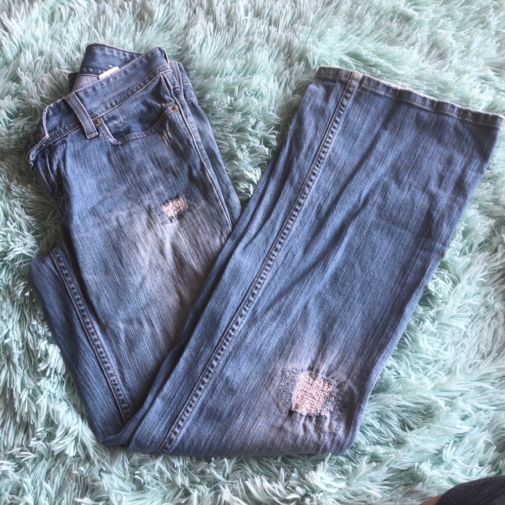 American Eagle flare leg